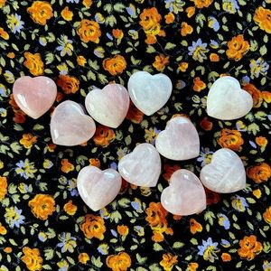Rose Quartz Heart Stone/Crystal healing